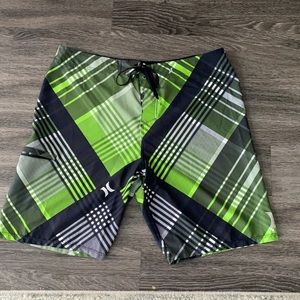 HURLEY SWIM TRUNKS